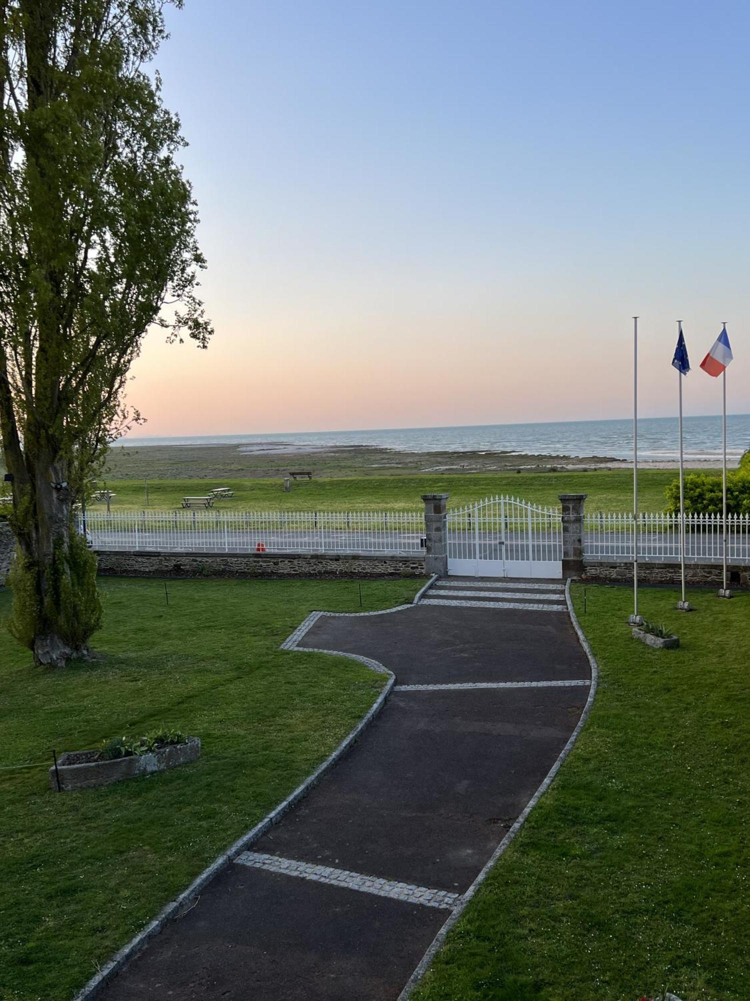 La Salmoniere Hotel Le Vivier-sur-Mer Ngoại thất bức ảnh